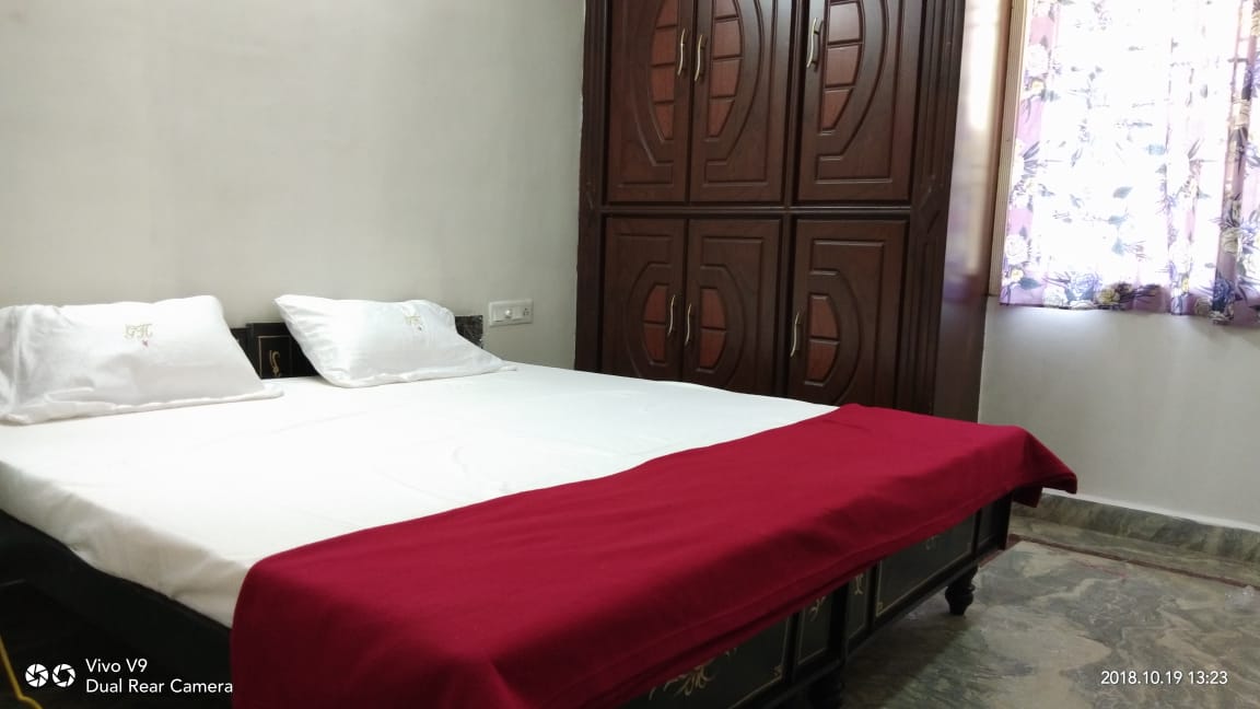 BHK Furnished house in Telecom Nagar, Gachibowli Alt Service