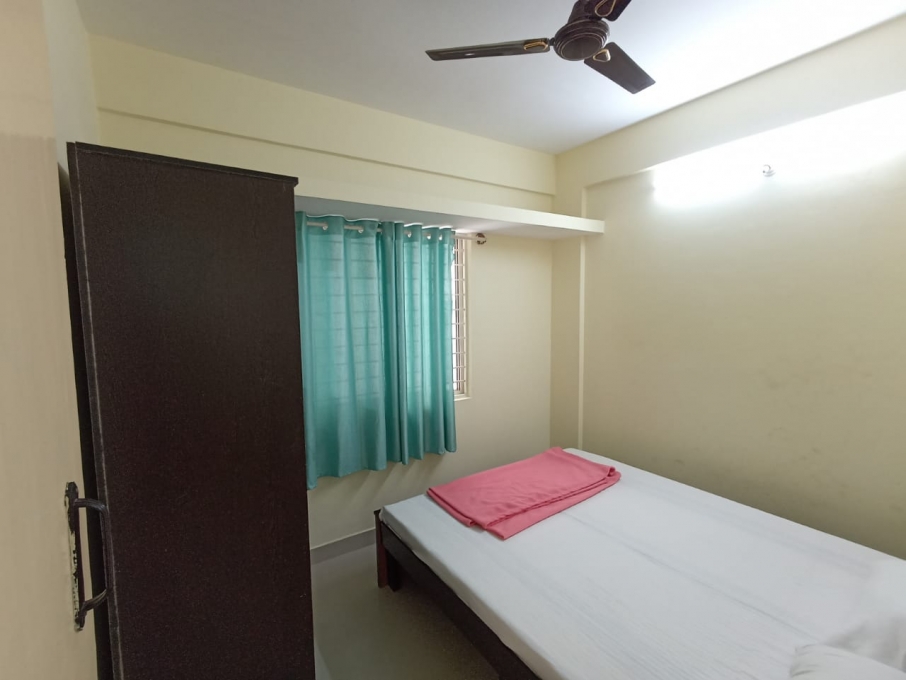 1BHK Fully Furnished Flat in near to Koramangala 1st block Alt