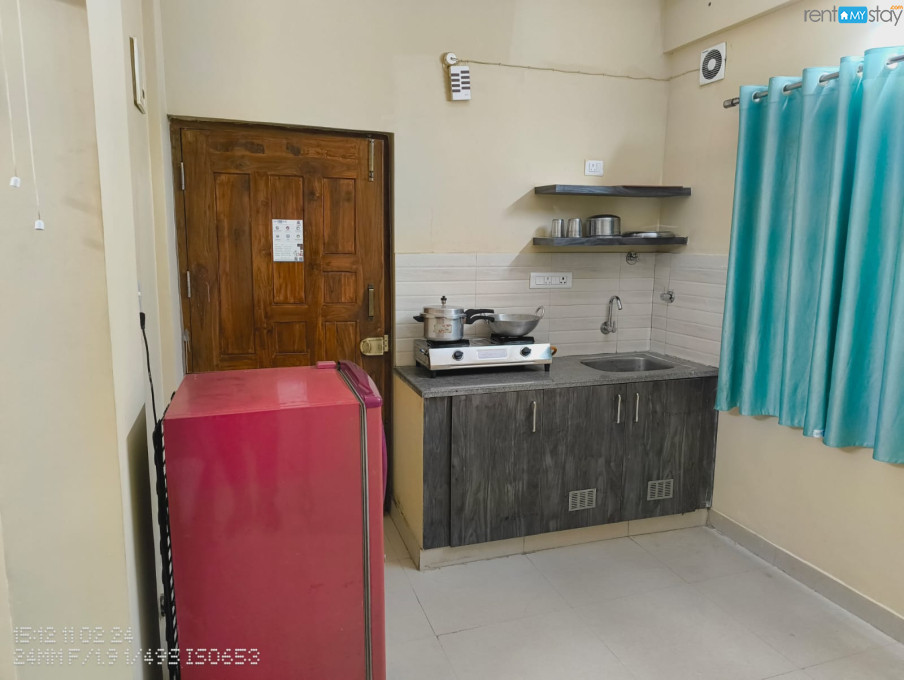 Fully furnished 1Rk flat in vignan nagar Alt Service Apartment