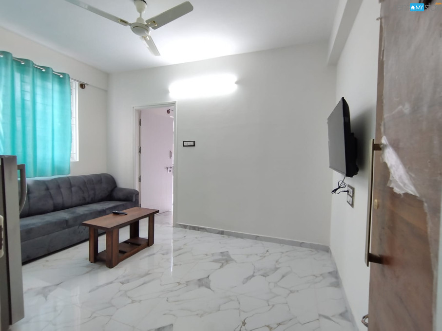 1bhk fully furnished flat for rent in Hoodi with Bike parking